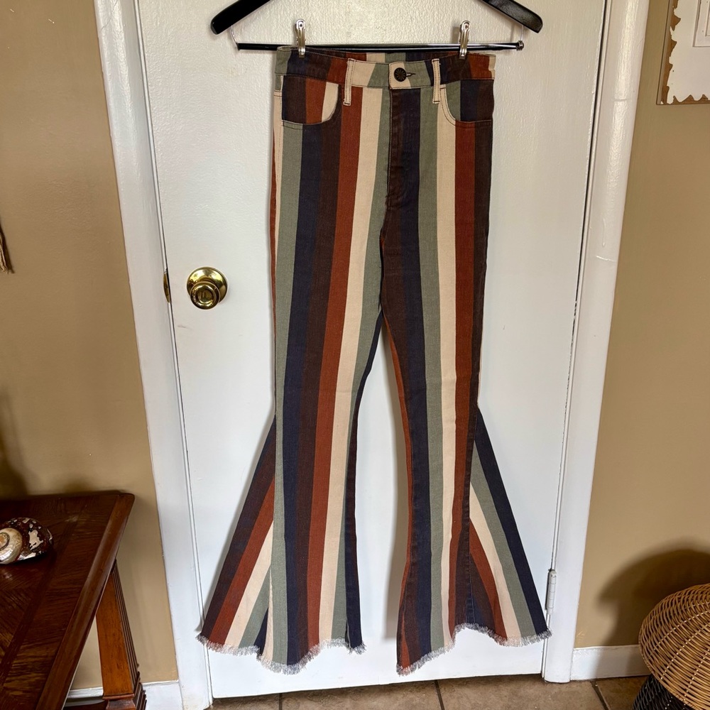 Chic Striped Flare Jeans